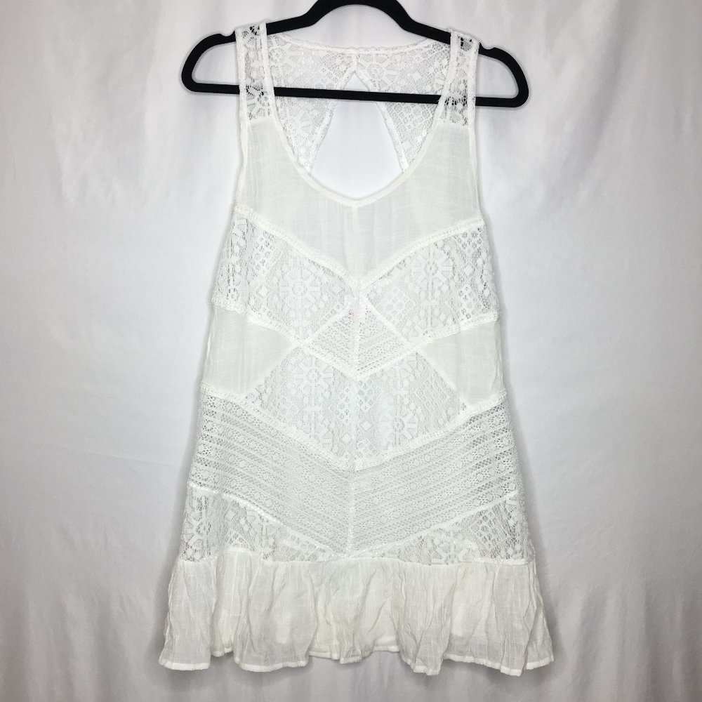 Xhilaration boho lace inset open back tunic B13